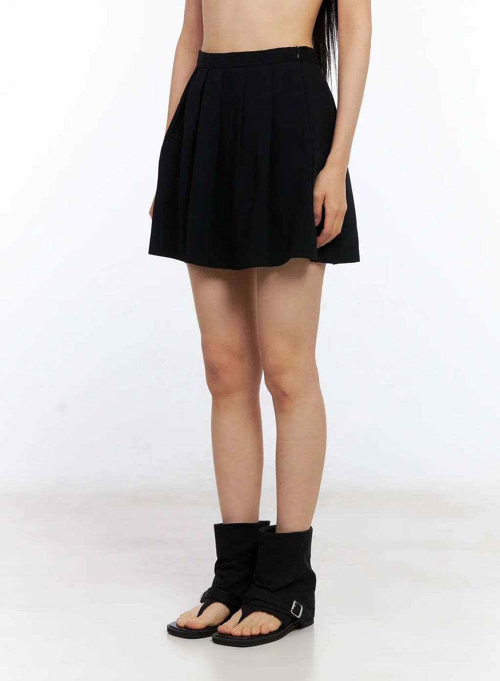 Chic Pleated Mini Skirt CL530